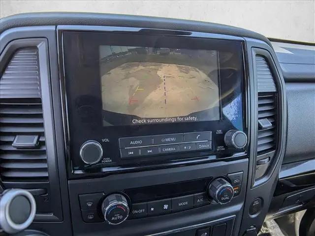 2024 Nissan Titan Crew Cab SV 4x4