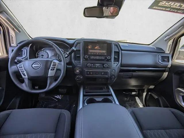 2024 Nissan Titan Crew Cab SV 4x4