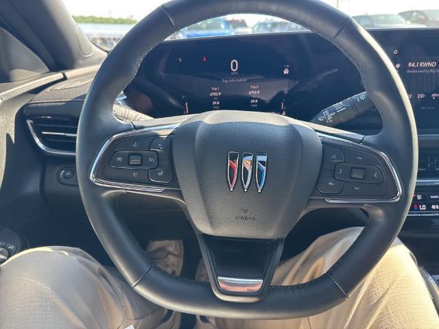 2025 Buick NV Avenir FWD
