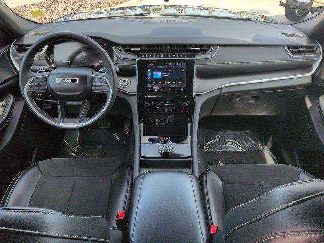 2024 Jeep Grand Cherokee L Altitude 4x4