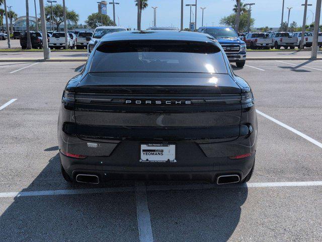 2024 Porsche Cayenne Base