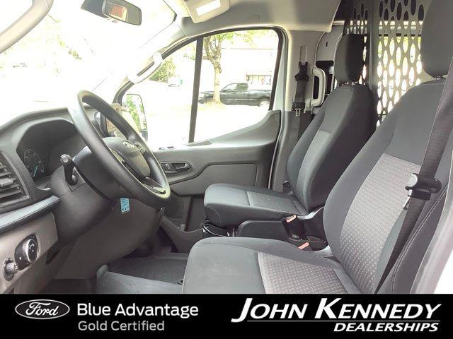 2025 Ford Transit Cargo Van Base