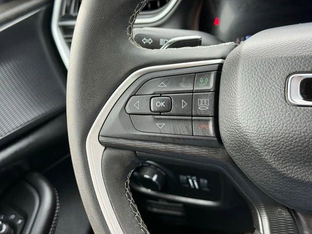 2024 Jeep Grand Cherokee L Laredo 4x4