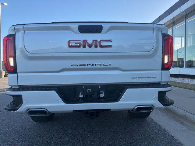 2025 GMC Sierra 1500 4WD Crew Cab Short Box Denali