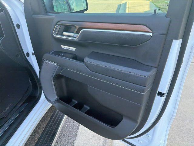 2025 GMC Sierra 1500 4WD Crew Cab Short Box Denali