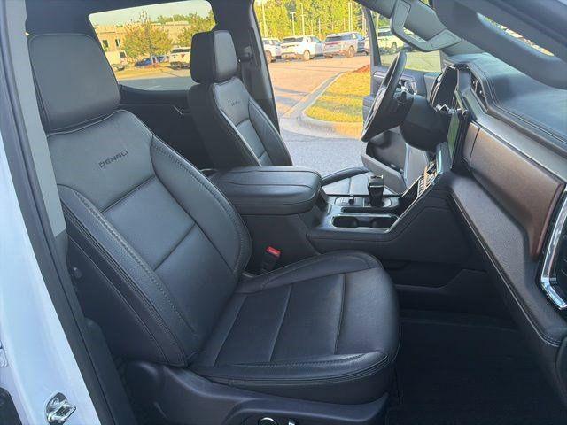 2025 GMC Sierra 1500 4WD Crew Cab Short Box Denali