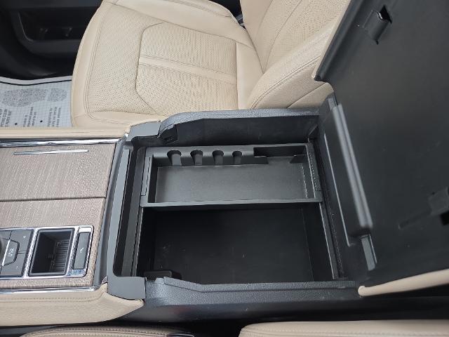 2024 Ford Expedition Limited MAX