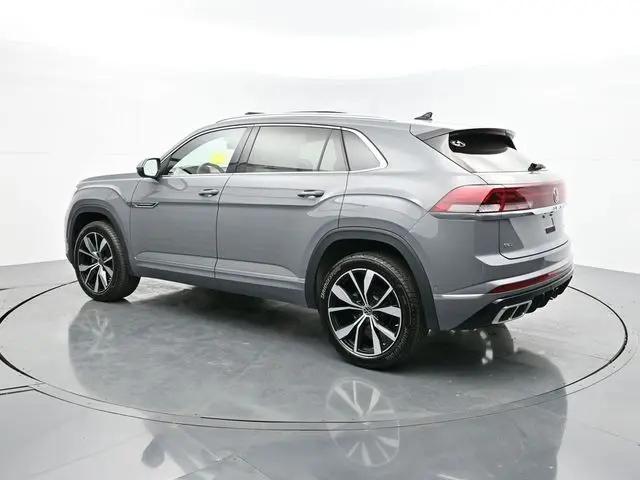 2025 Volkswagen Atlas Cross Sport 2.0T SEL Premium R-Line
