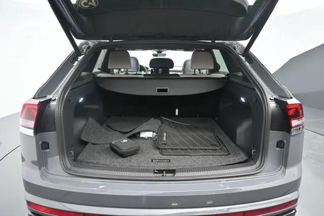 2025 Volkswagen Atlas Cross Sport 2.0T SEL Premium R-Line