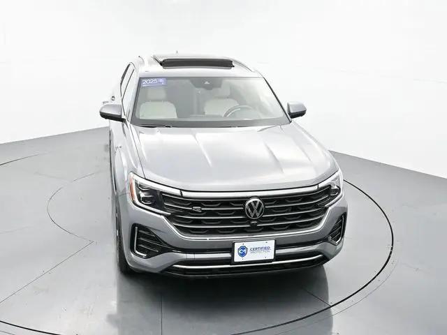 2025 Volkswagen Atlas Cross Sport 2.0T SEL Premium R-Line