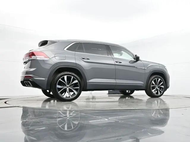 2025 Volkswagen Atlas Cross Sport 2.0T SEL Premium R-Line