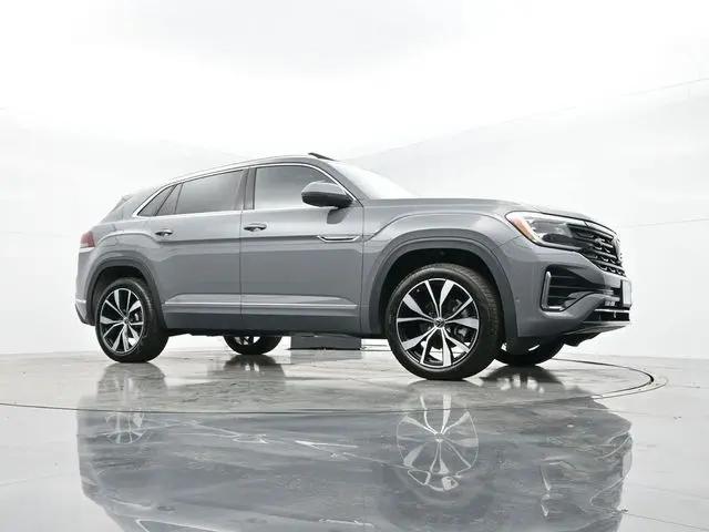 2025 Volkswagen Atlas Cross Sport 2.0T SEL Premium R-Line