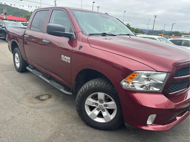 2018 Ram 1500 Express Crew Cab 4x4 5'7" Box