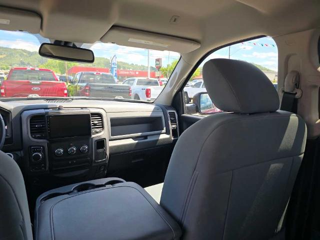 2018 Ram 1500 Express Crew Cab 4x4 5'7" Box