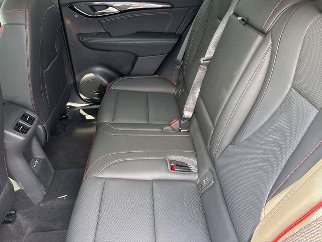 2022 Buick Envision FWD Essence