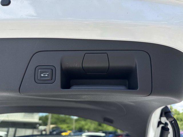 2022 Buick Envision FWD Essence
