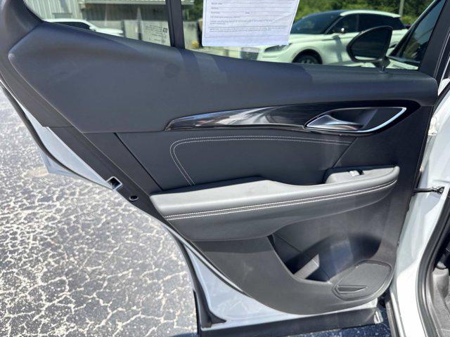 2022 Buick Envision FWD Essence