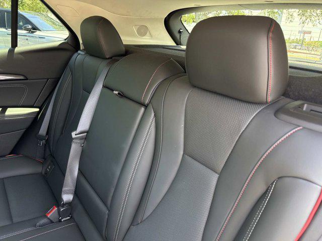 2022 Buick Envision FWD Essence