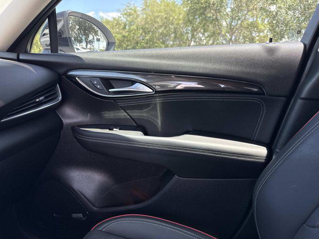 2022 Buick Envision FWD Essence