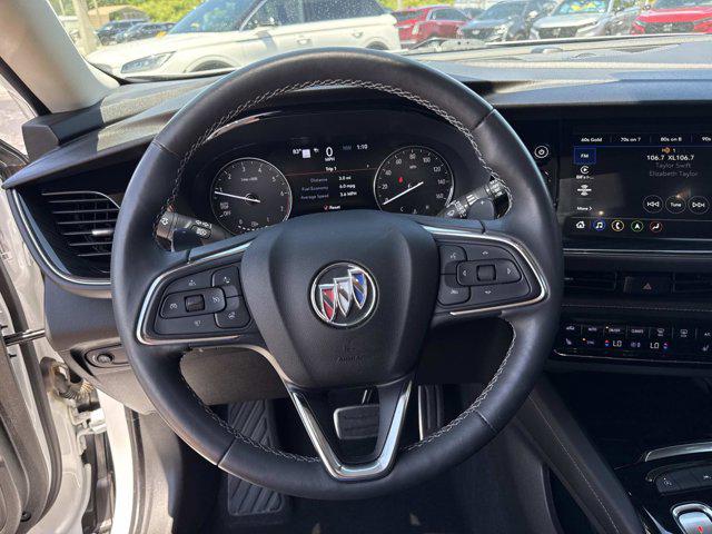 2022 Buick Envision FWD Essence