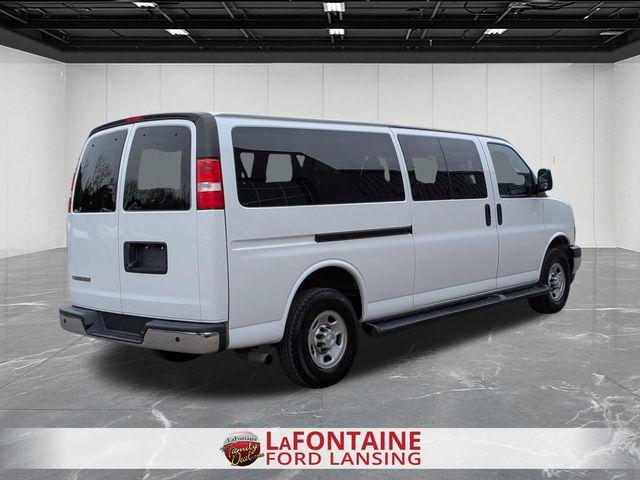 2023 Chevrolet Express Passenger RWD 3500 Extended Wheelbase LT