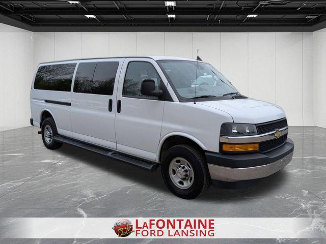2023 Chevrolet Express Passenger RWD 3500 Extended Wheelbase LT