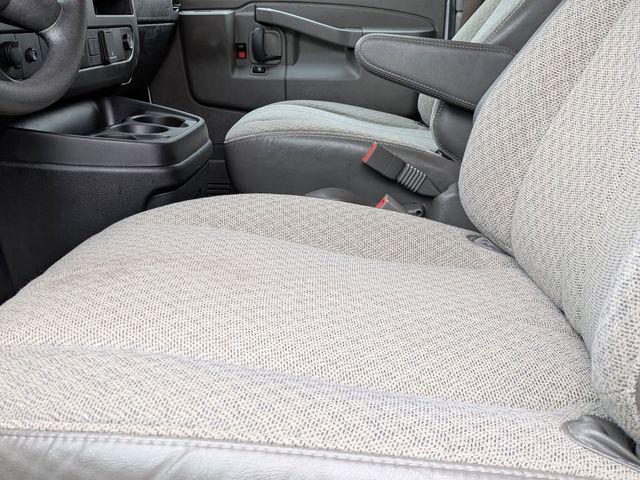 2023 Chevrolet Express Passenger RWD 3500 Extended Wheelbase LT