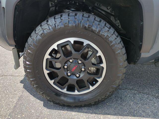 2025 Toyota Tacoma TRD Off Road