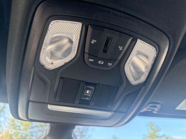 2021 Ram 1500 Big Horn Quad Cab 4x4 6'4" Box