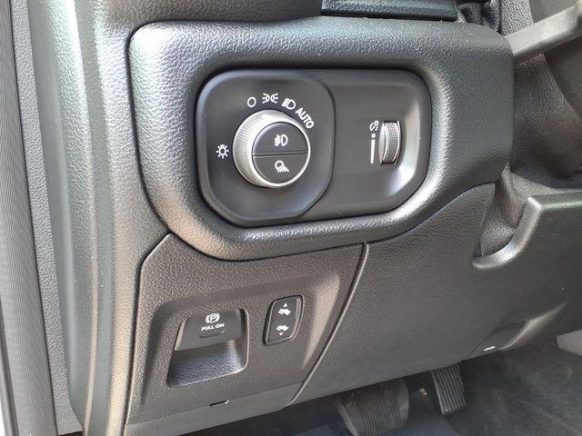 2021 Ram 1500 Big Horn Quad Cab 4x4 6'4" Box