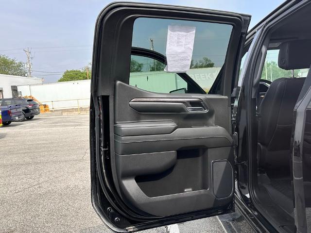2023 Chevrolet Silverado 1500 4WD Crew Cab Short Bed LTZ