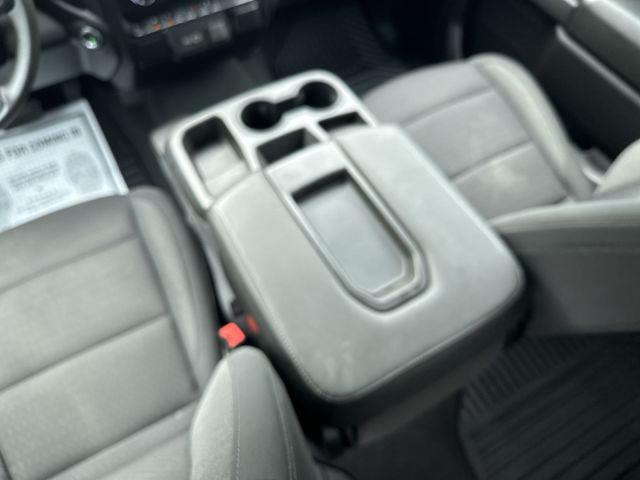 2022 Chevrolet Silverado 1500 4WD Crew Cab Short Bed Custom