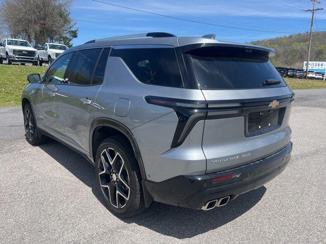 2025 Chevrolet Traverse AWD High Country