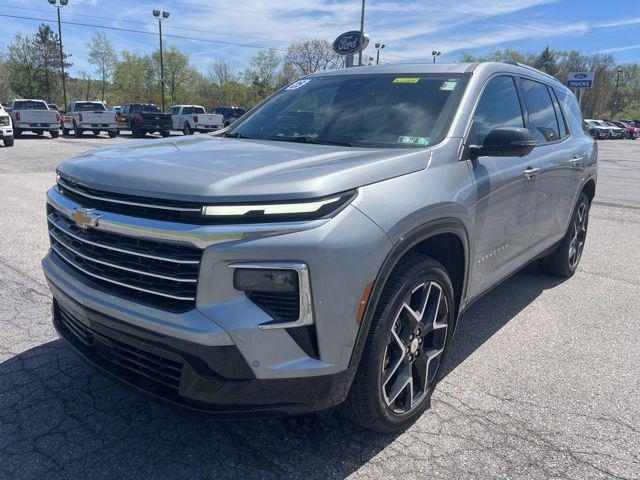 2025 Chevrolet Traverse AWD High Country