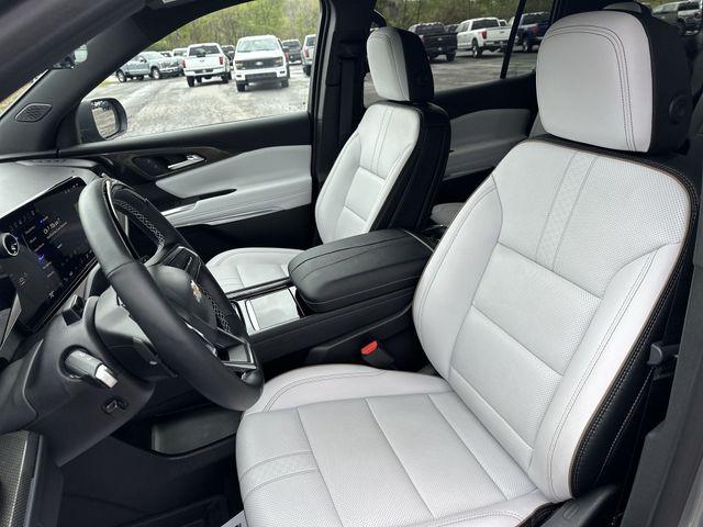2025 Chevrolet Traverse AWD High Country