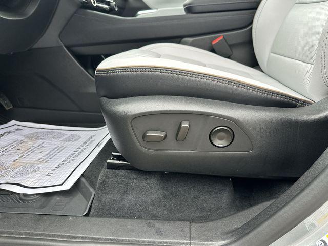 2025 Chevrolet Traverse AWD High Country