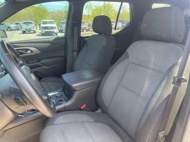 2023 Chevrolet Traverse AWD LT Cloth