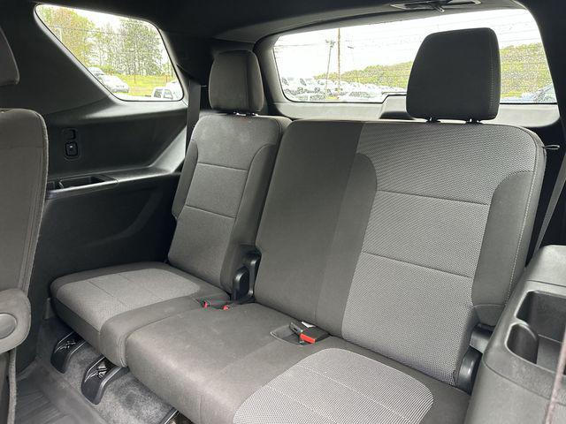 2023 Chevrolet Traverse AWD LT Cloth
