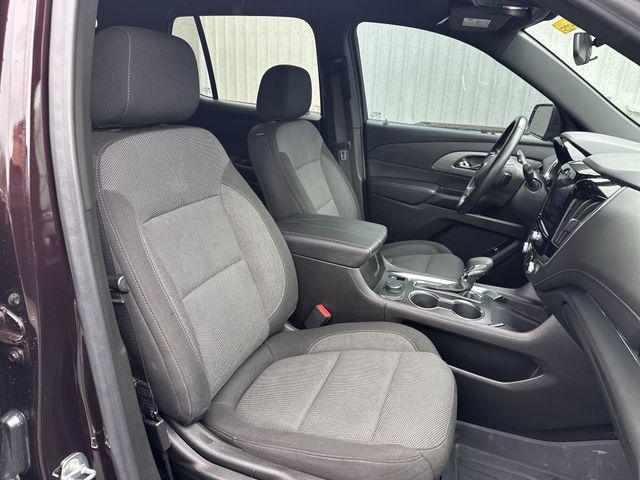 2023 Chevrolet Traverse AWD LT Cloth
