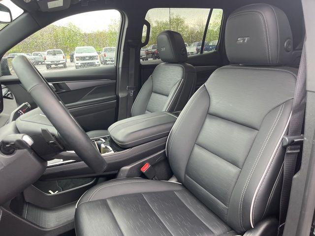 2025 Buick Enclave Sport Touring FWD