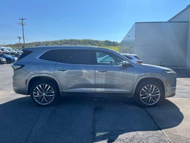 2025 Buick Enclave Avenir FWD