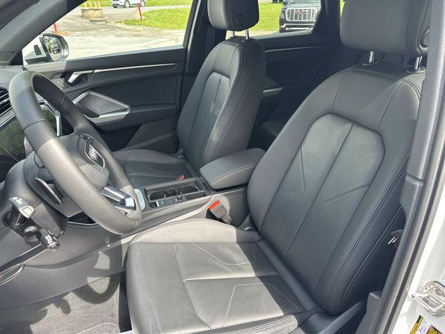2025 Audi Q3 Premium 45 TFSI S line quattro Tiptronic