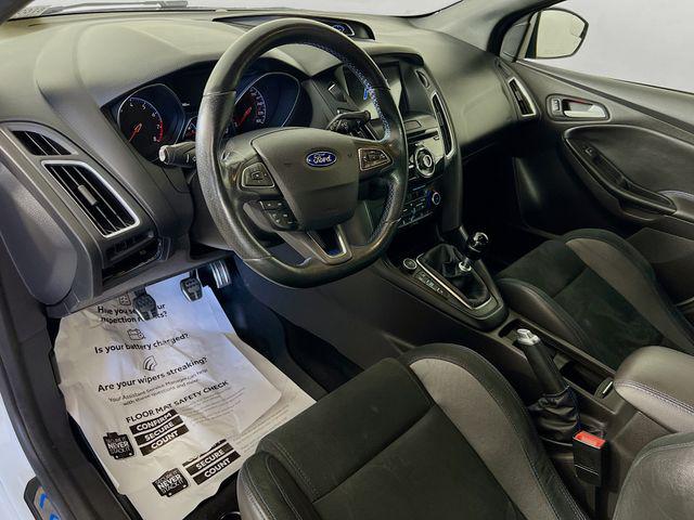 2016 Ford Focus Base