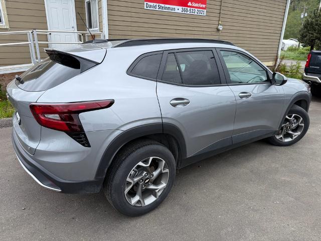 2025 Chevrolet Trax FWD LT