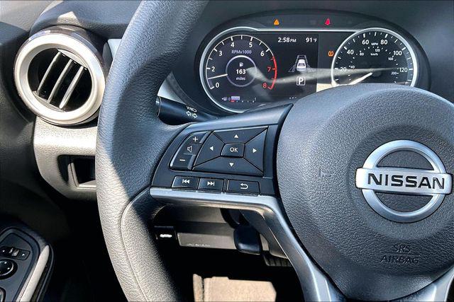 2021 Nissan Versa SV Xtronic CVT