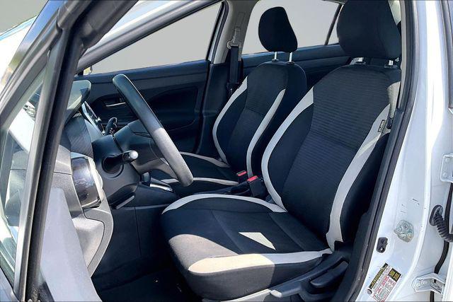 2021 Nissan Versa SV Xtronic CVT