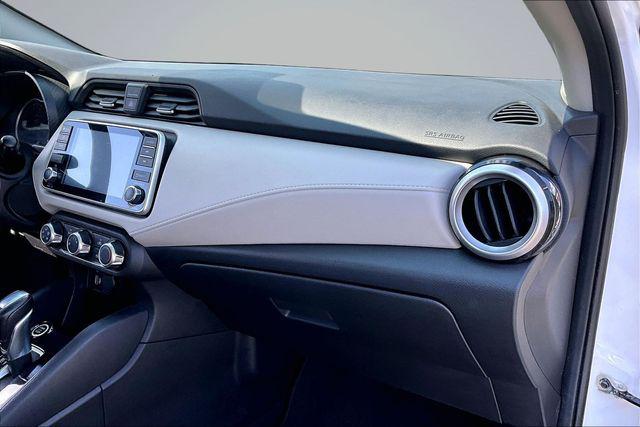 2021 Nissan Versa SV Xtronic CVT