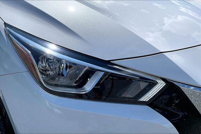 2021 Nissan Versa SV Xtronic CVT