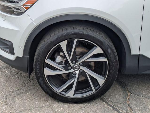 2019 Volvo XC40 T5 R-Design
