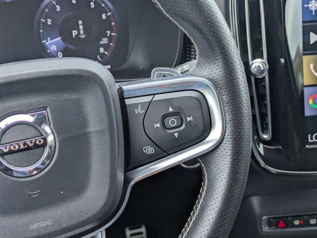 2019 Volvo XC40 T5 R-Design